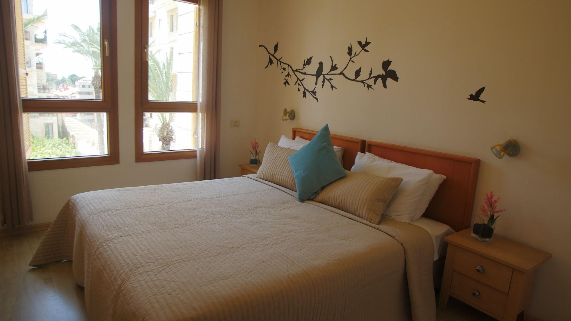 Andromeda Hill Apartments And Spa Tel Aviv Eksteriør billede