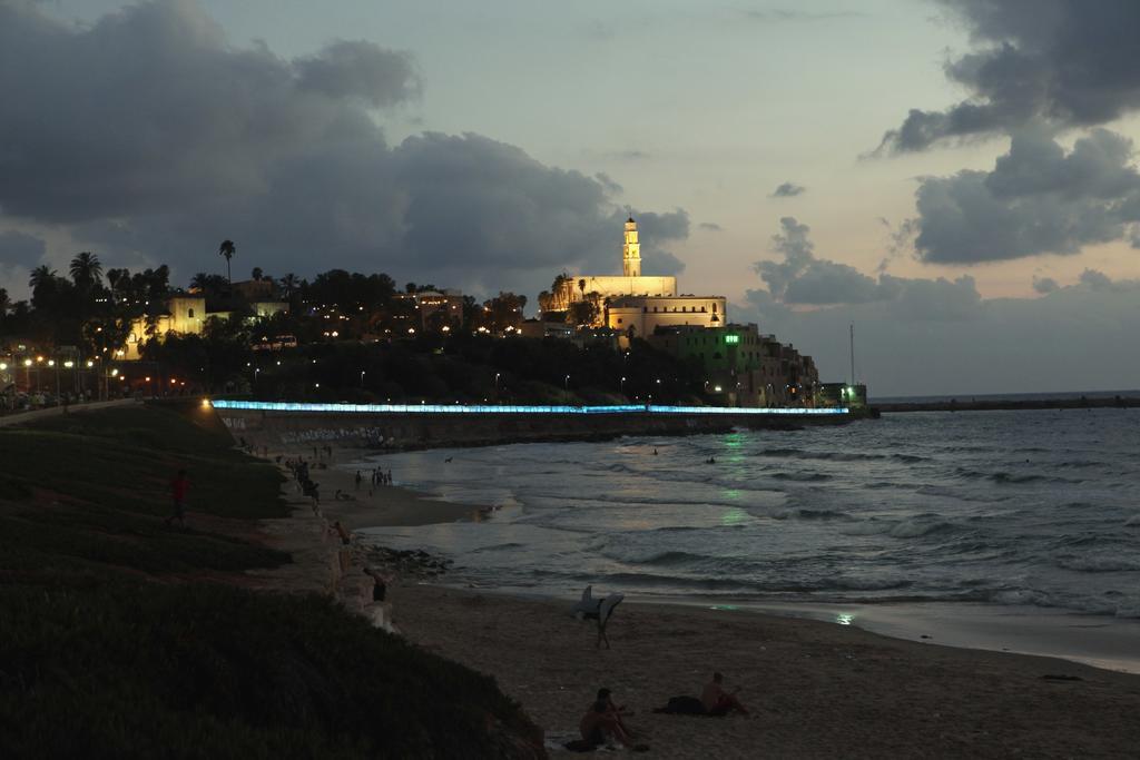 Andromeda Hill Apartments And Spa Tel Aviv Eksteriør billede