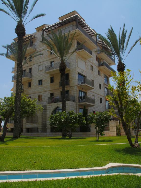 Andromeda Hill Apartments And Spa Tel Aviv Eksteriør billede