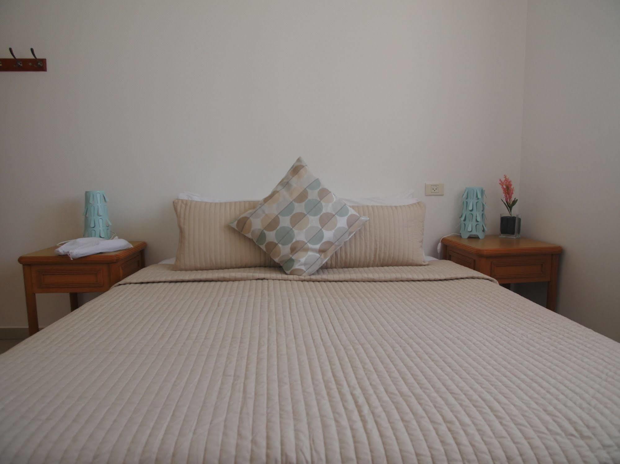 Andromeda Hill Apartments And Spa Tel Aviv Eksteriør billede