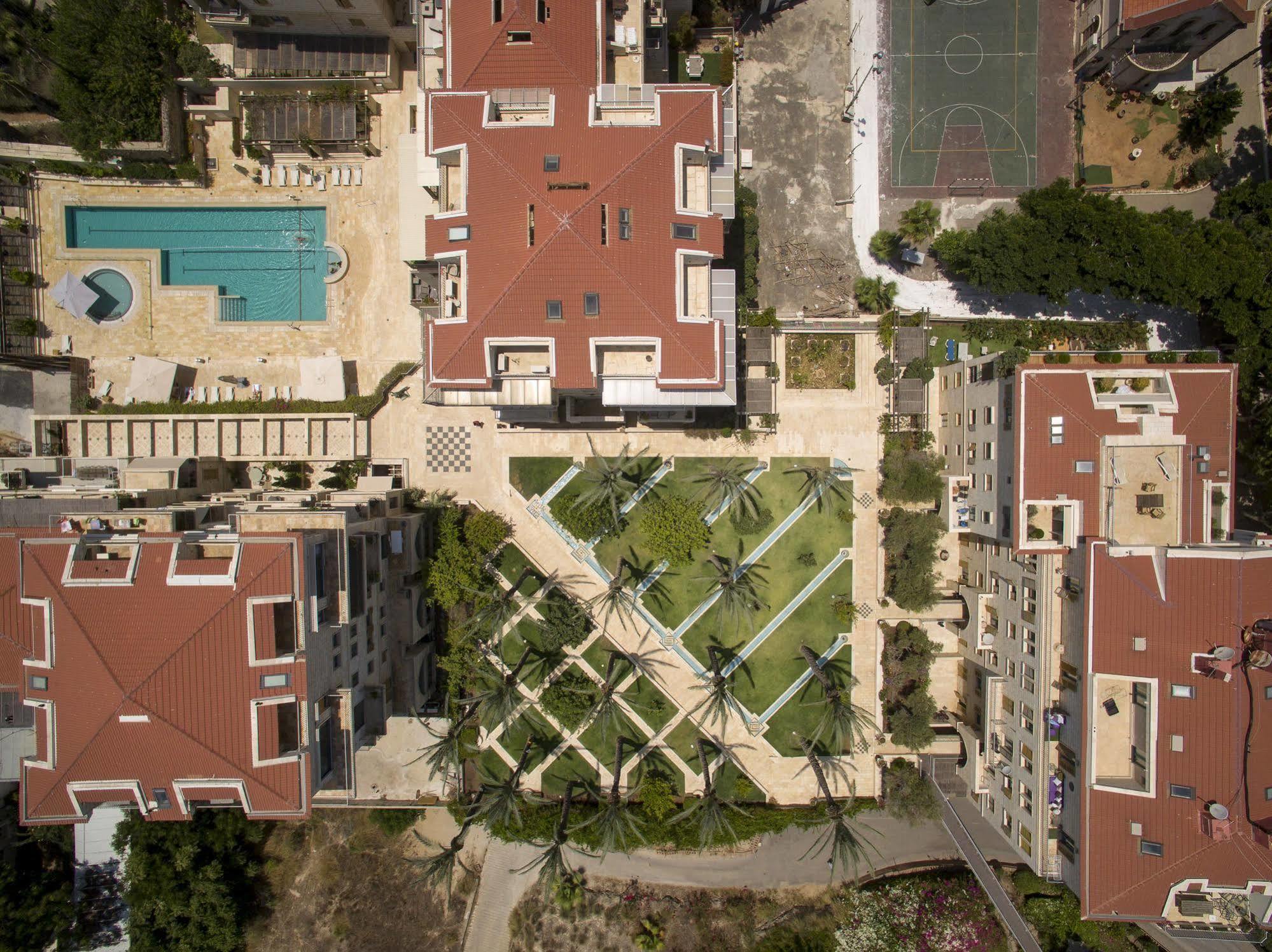 Andromeda Hill Apartments And Spa Tel Aviv Eksteriør billede